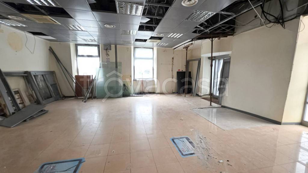 negozio in affitto a Montefiascone