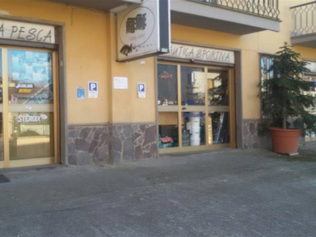 negozio in affitto a Montefiascone