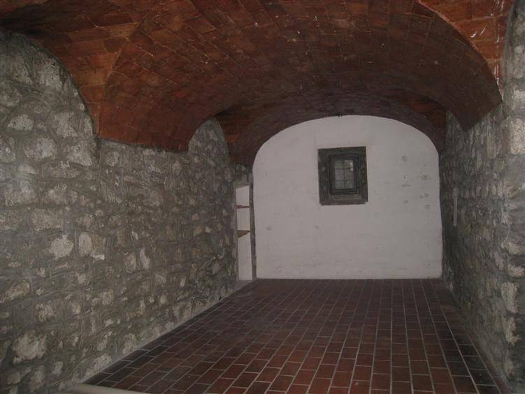 negozio in affitto a Montefiascone