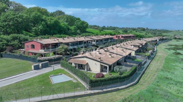 casa indipendente in affitto a Monterosi