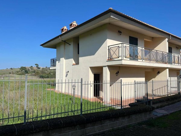 casa indipendente in affitto a Monterosi