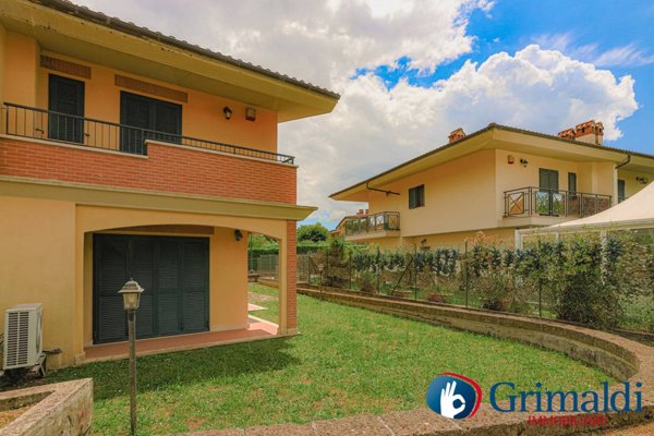 casa indipendente in affitto a Monterosi