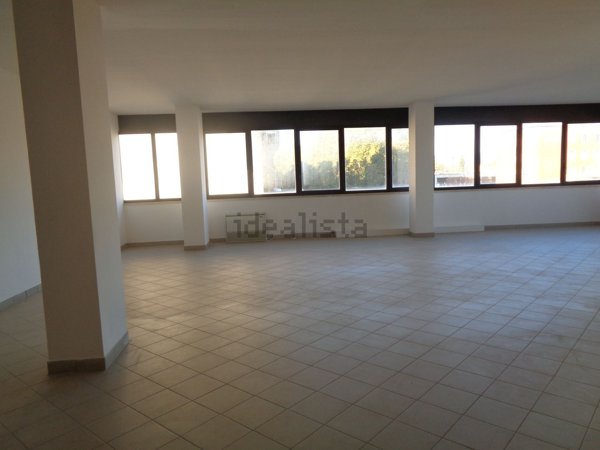 ufficio in affitto ad Orte