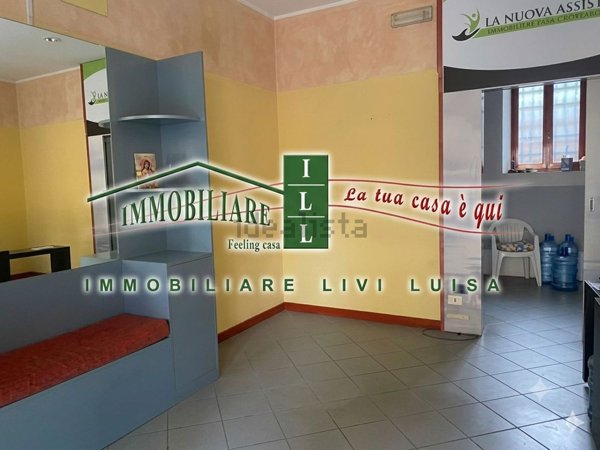 locale commerciale in affitto ad Orte in zona Orte Scalo
