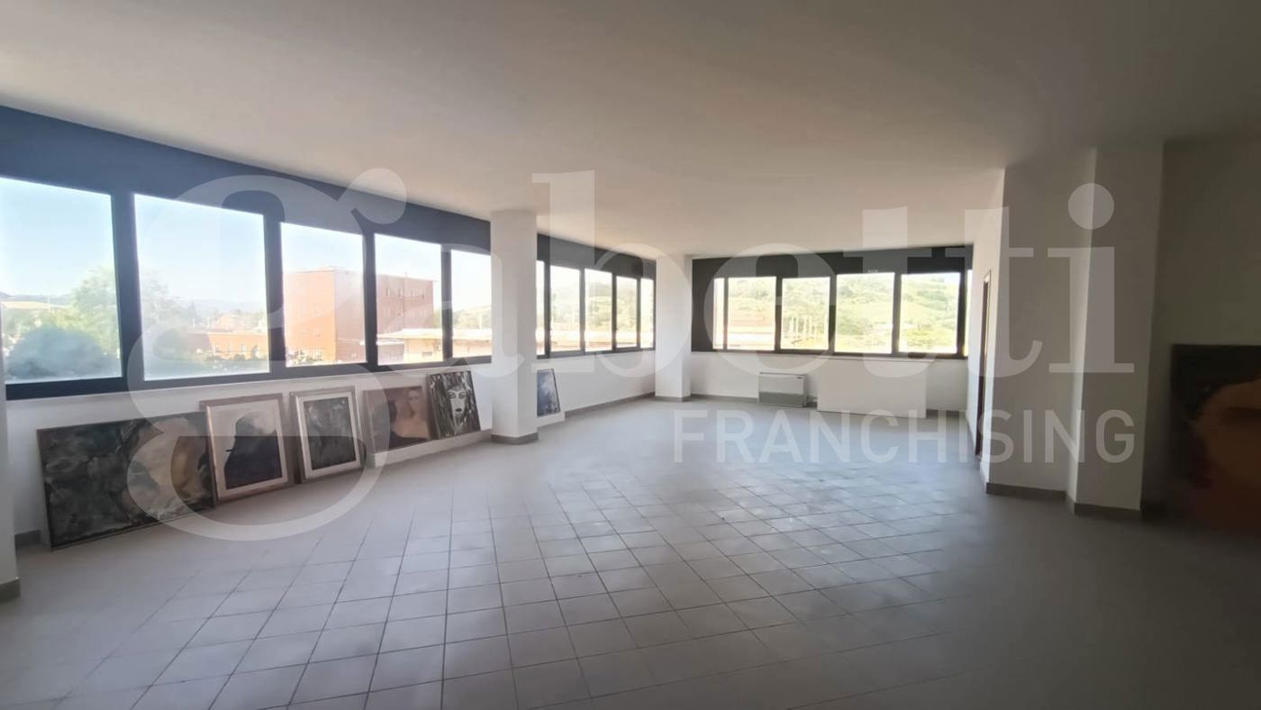appartamento in affitto ad Orte in zona Orte Scalo
