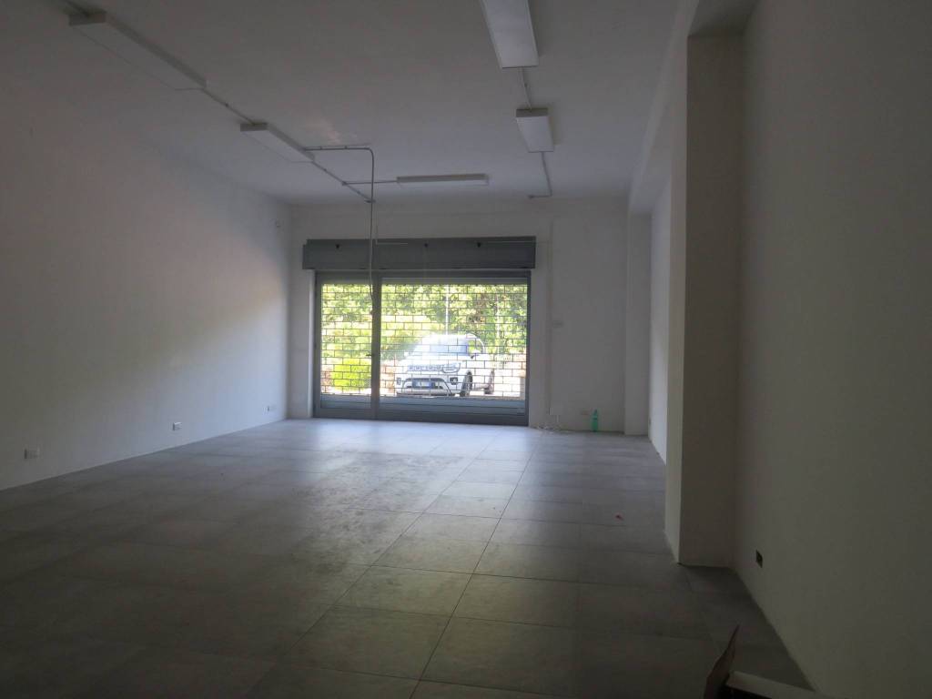 negozio in affitto a Ronciglione