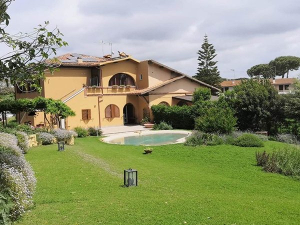 casa indipendente in affitto a Tarquinia in zona Marina Velca
