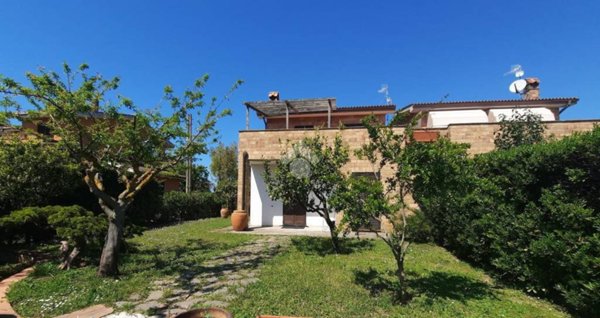 casa indipendente in affitto a Tarquinia in zona Marina Velca