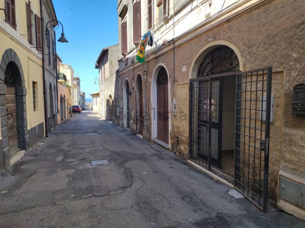 locale commerciale in affitto a Tarquinia