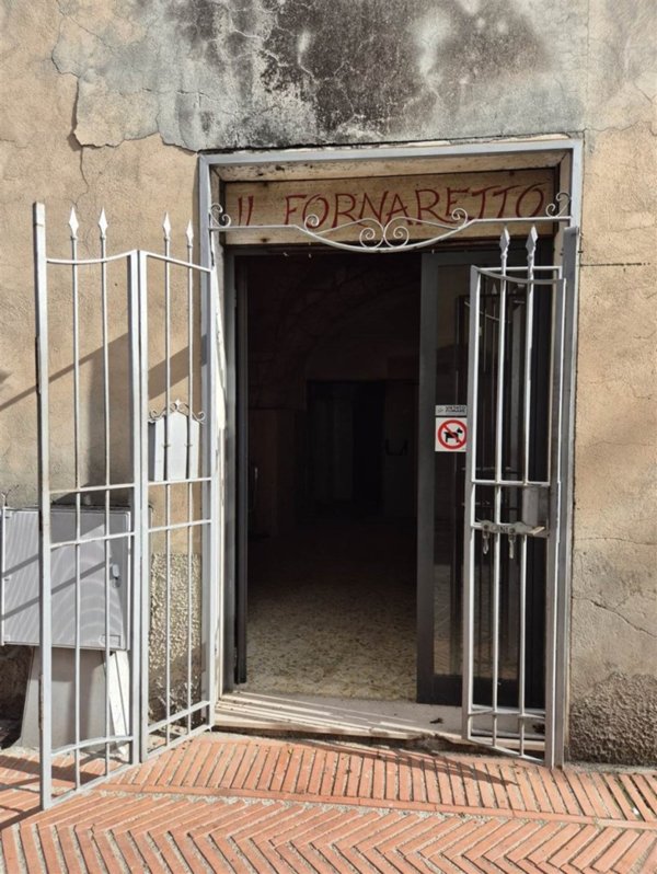 negozio in affitto a Tarquinia