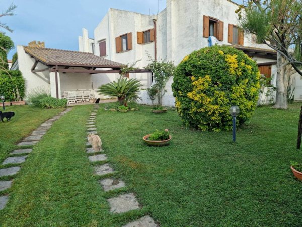 casa indipendente in affitto a Tarquinia in zona Marina Velca
