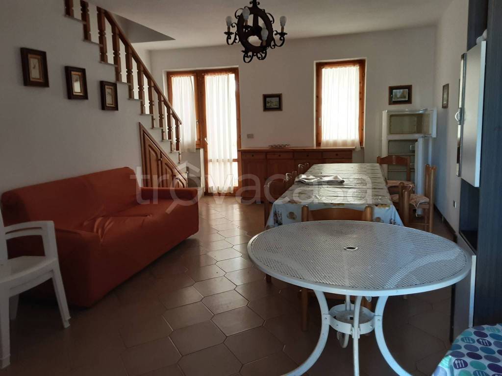 casa indipendente in affitto a Tarquinia in zona Marina Velca