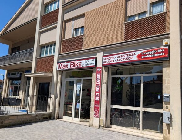 negozio in affitto a Tarquinia