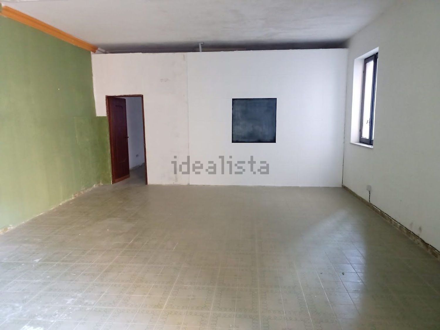 locale di sgombero in affitto a Vetralla