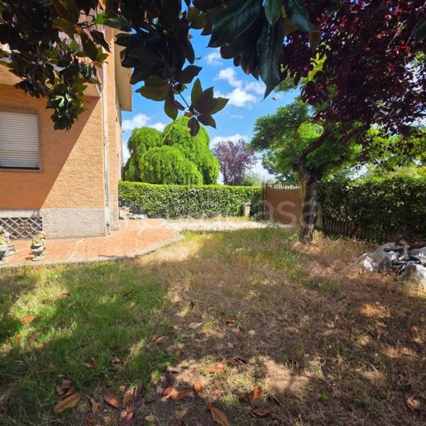 casa indipendente in affitto a Vetralla in zona Cura di Vetralla