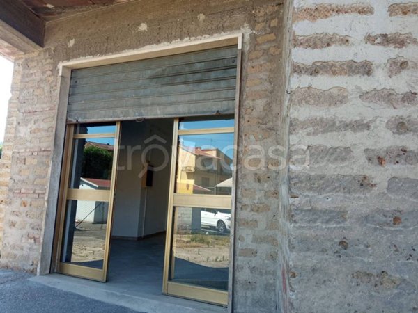 negozio in affitto a Vetralla in zona La Botte