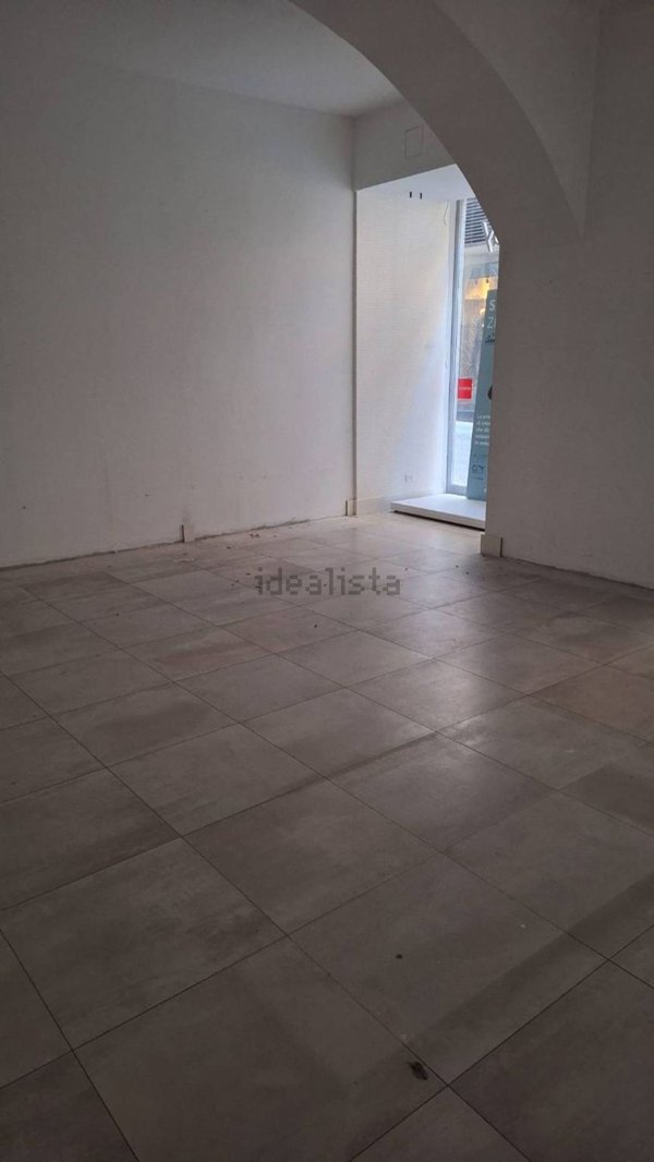 negozio in affitto a Viterbo in zona Centro Città