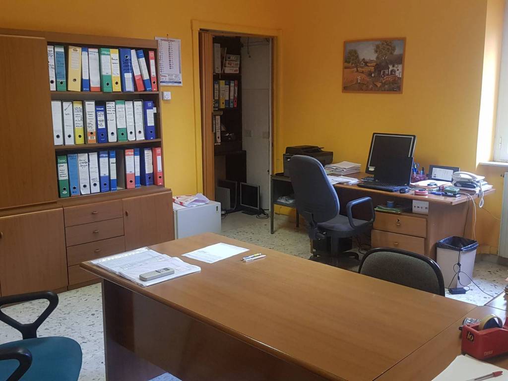 ufficio in affitto a Viterbo in zona Grotte Santo Stefano
