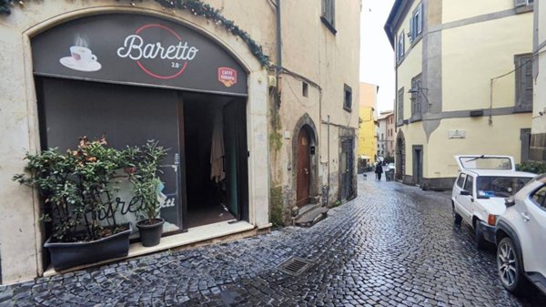 trivano in affitto a Viterbo