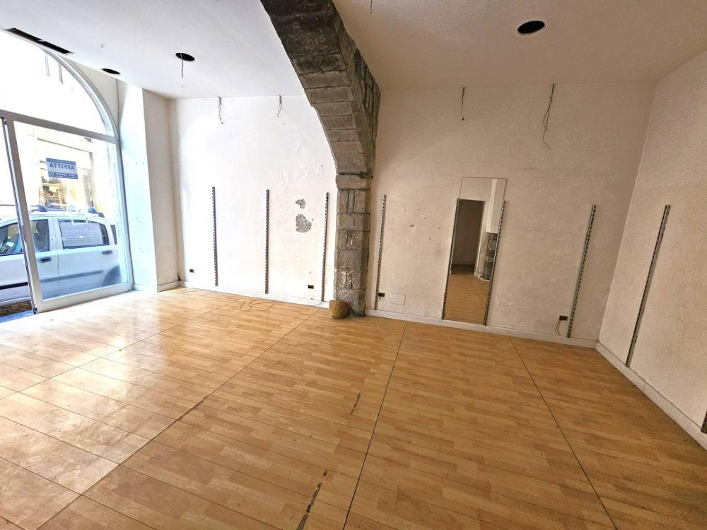 locale commerciale in affitto a Viterbo in zona Centro Città