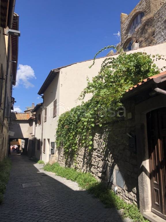 appartamento in affitto a Viterbo in zona Centro Città