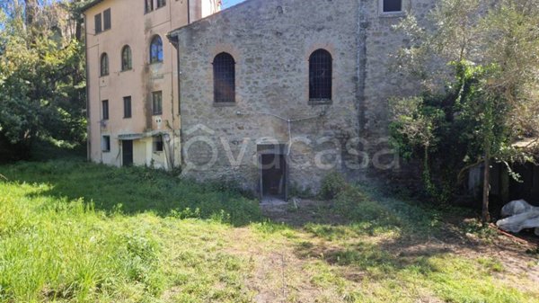 trivano in affitto a Viterbo in zona Centro Città