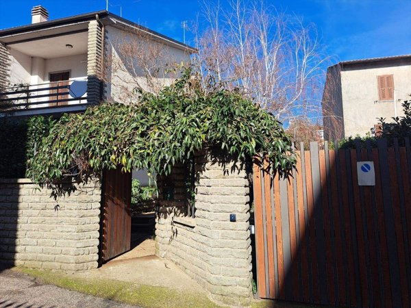casa indipendente in affitto a Viterbo in zona Bagnaia