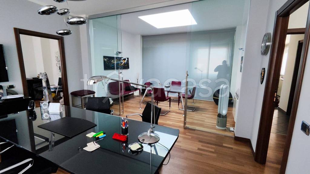 ufficio in affitto a Viterbo