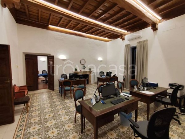 ufficio in affitto a Viterbo