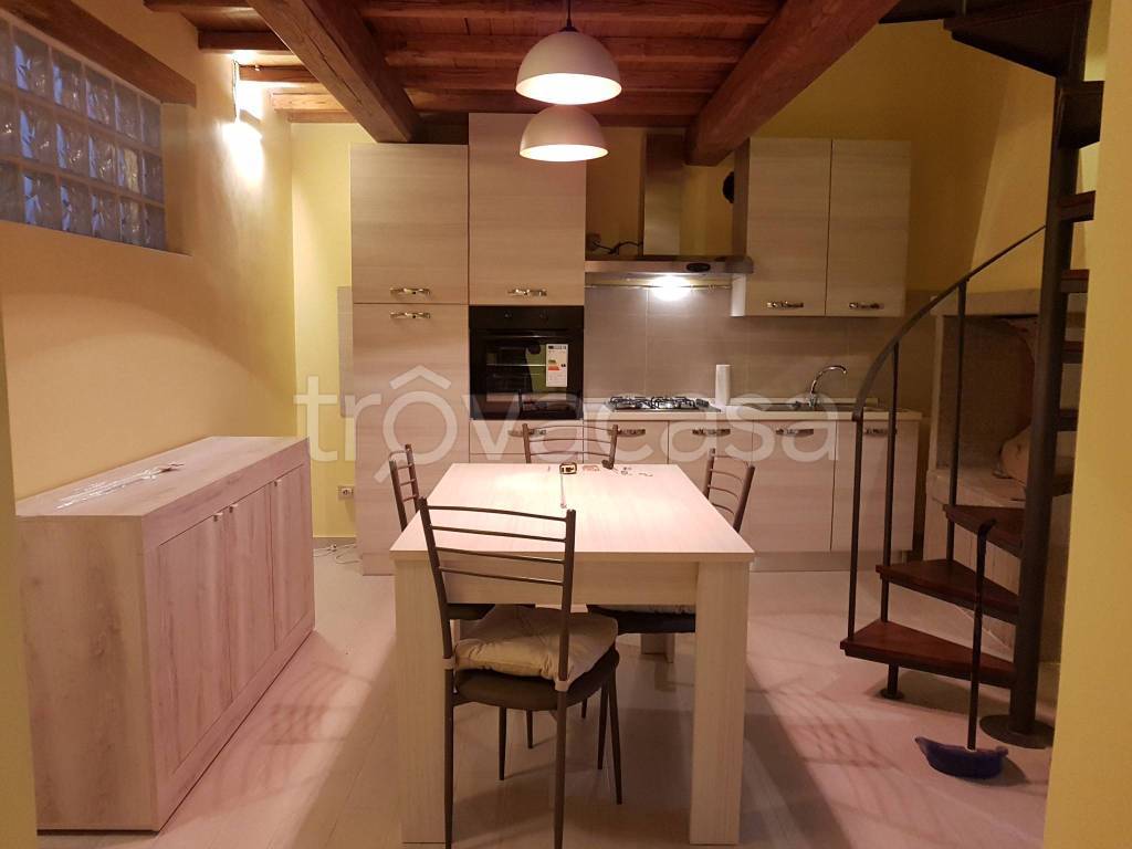 appartamento in affitto a Viterbo in zona Sant'Angelo