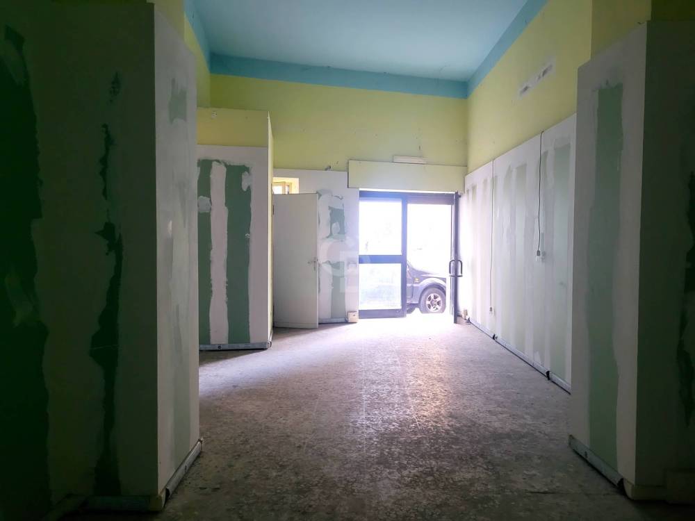 locale commerciale in affitto a Viterbo in zona Centro Città