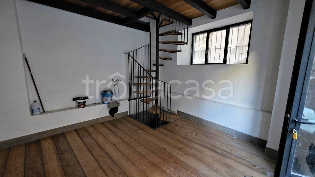 negozio in affitto a Viterbo in zona Centro Città