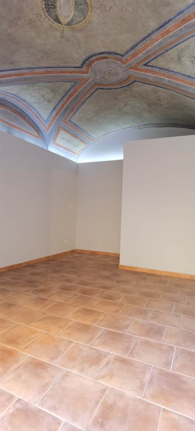 negozio in affitto a Viterbo in zona Centro Città