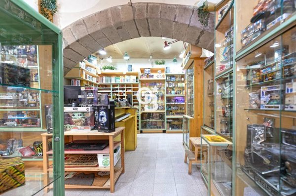 locale commerciale in affitto a Viterbo in zona Centro Città