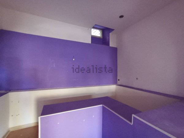 locale commerciale in affitto a Viterbo