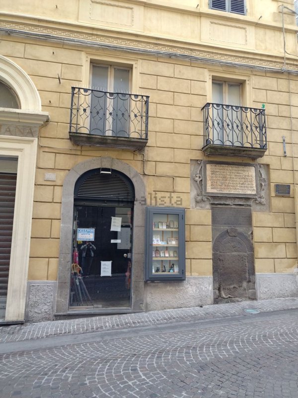 locale commerciale in affitto a Viterbo in zona Centro Città