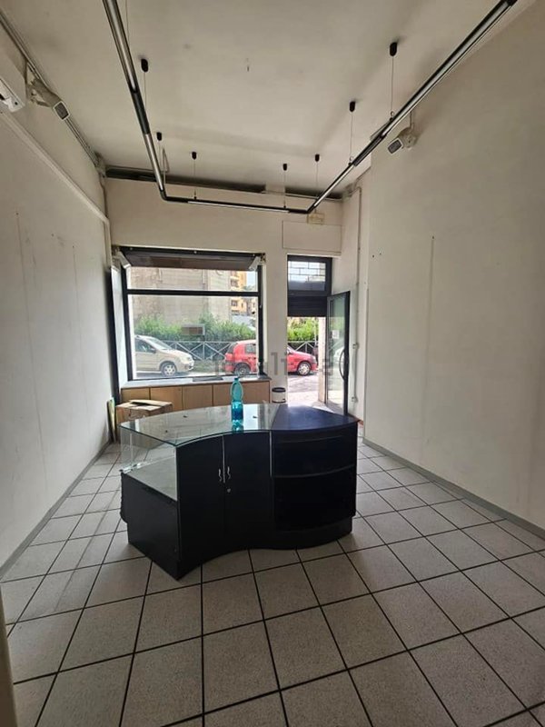 locale commerciale in affitto a Viterbo in zona Centro Città