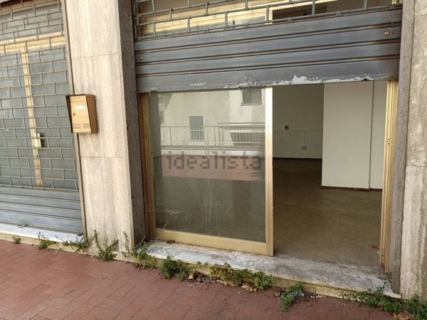 locale commerciale in affitto a Viterbo in zona Centro Città