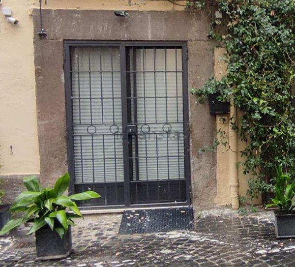 locale commerciale in affitto a Viterbo in zona Centro Città