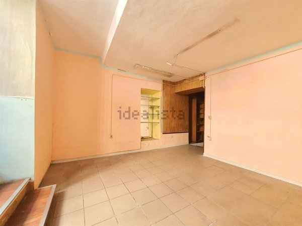 locale commerciale in affitto a Viterbo in zona Centro Città