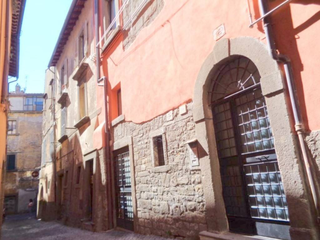 appartamento in affitto a Viterbo in zona Centro Città