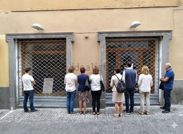 locale commerciale in affitto a Viterbo