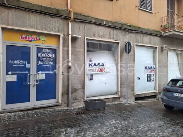 negozio in affitto a Viterbo