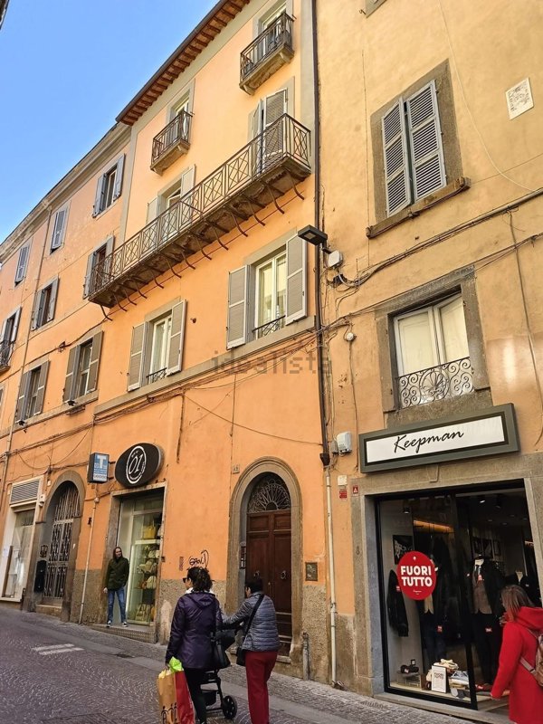 appartamento in affitto a Viterbo