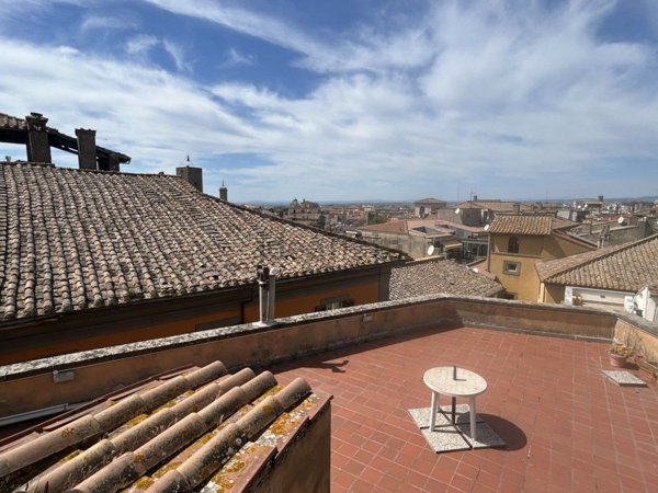 appartamento in affitto a Viterbo in zona Centro Città
