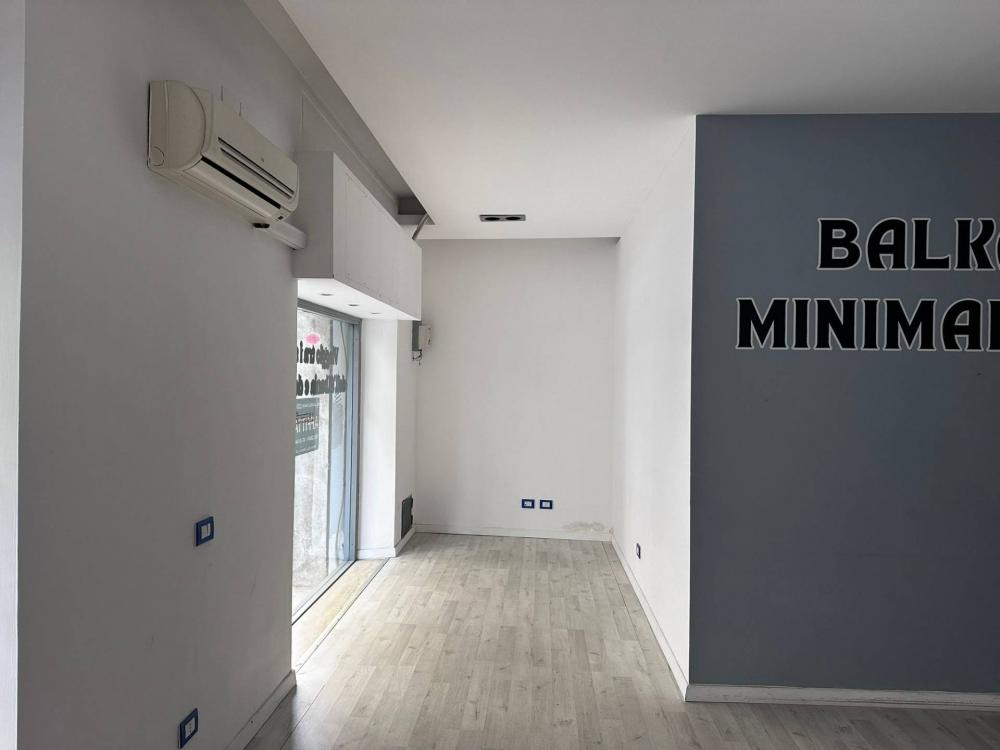 locale commerciale in affitto a Viterbo in zona Centro Città