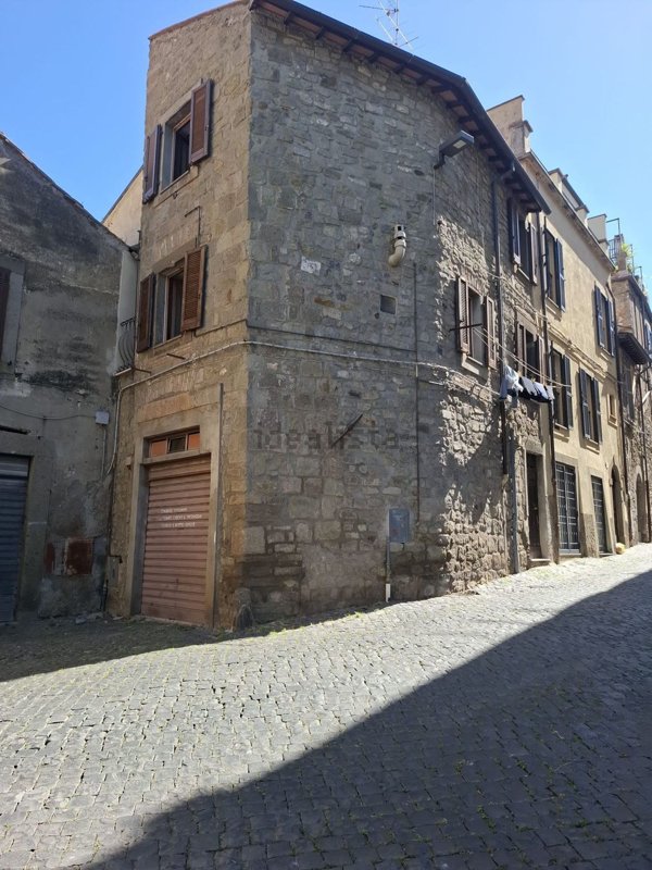 appartamento in affitto a Viterbo in zona Centro Città