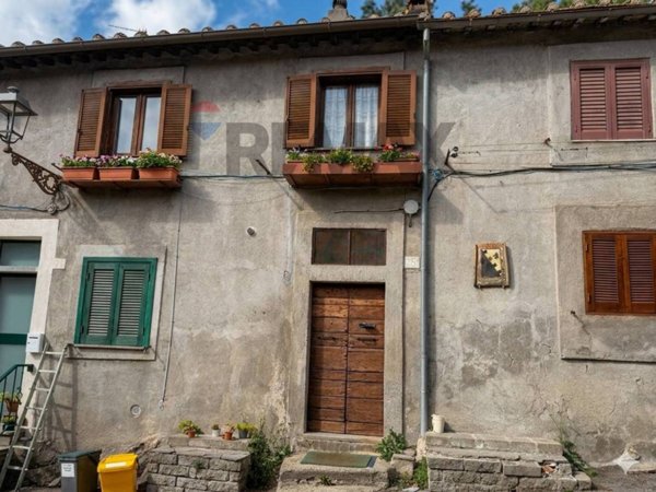 appartamento in affitto a Viterbo in zona San Martino al Cimino