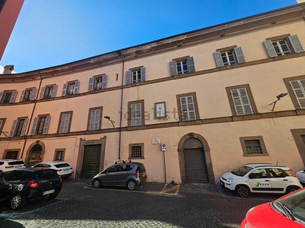 appartamento in affitto a Viterbo in zona Centro Città