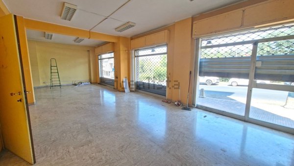 locale commerciale in affitto a Viterbo